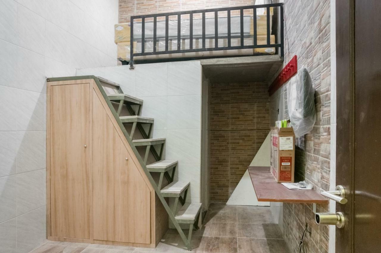 Hotel RedDoorz @ Panglima Polim 2 Dżakarta Pokój zdjęcie