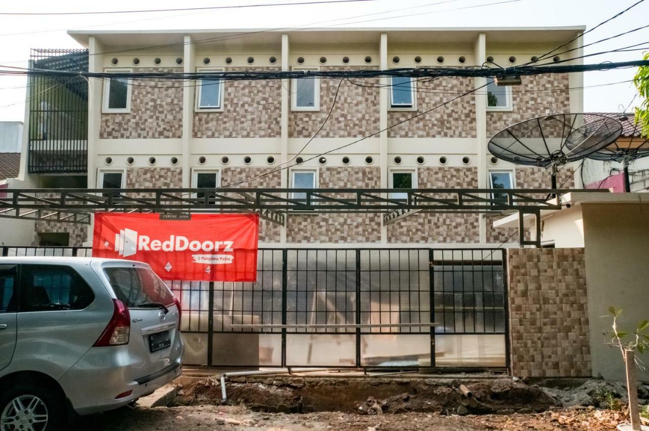 Hotel RedDoorz @ Panglima Polim 2 Dżakarta Zewnętrze zdjęcie